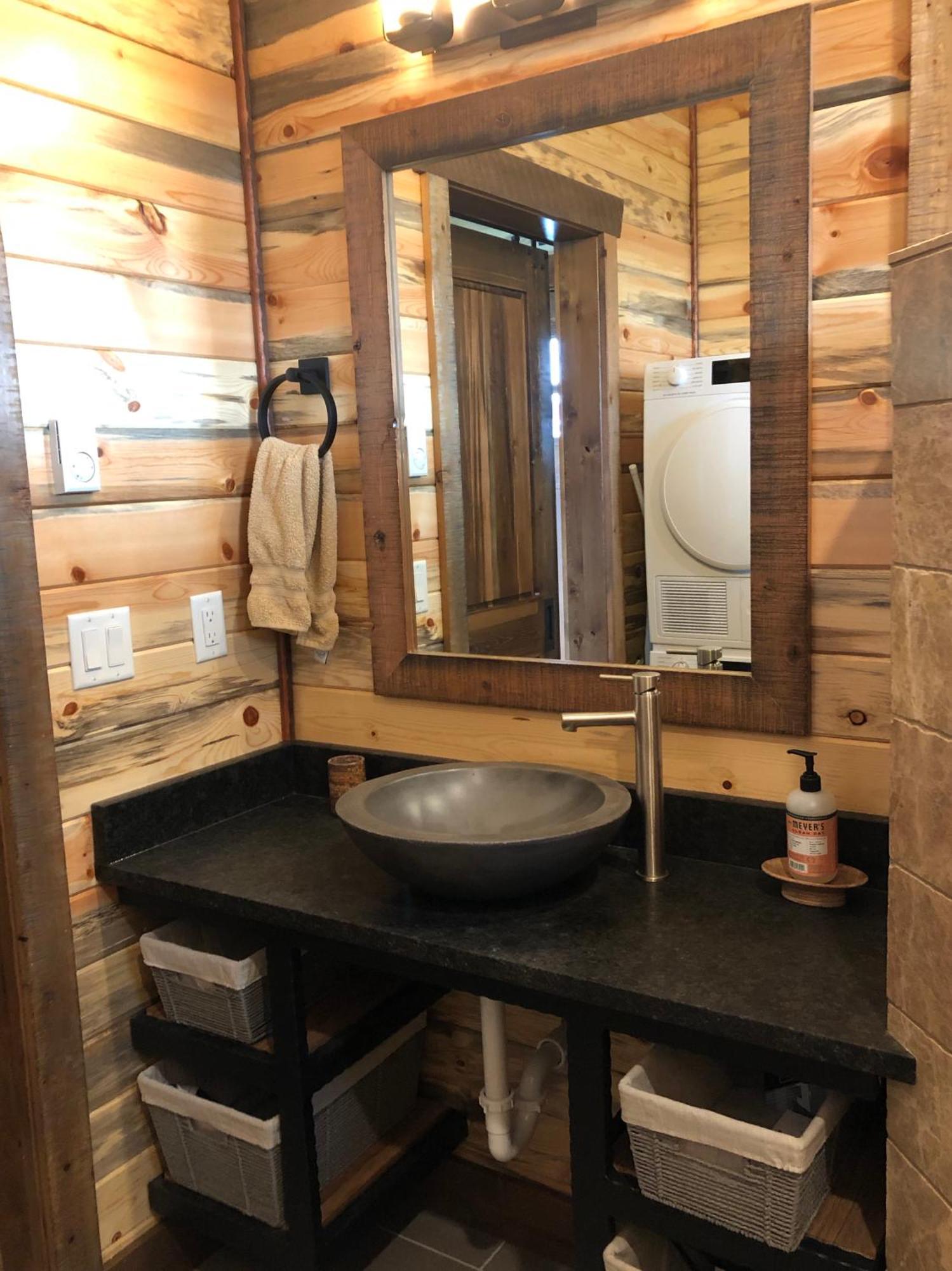 New Cabin With Spectacular Views Of Flathead Lake. Somers Exterior photo